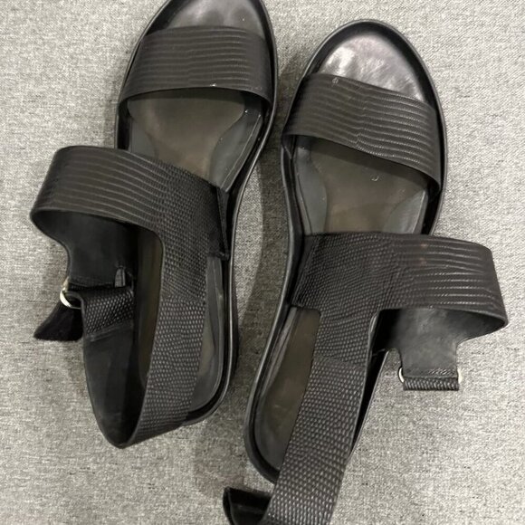 Vince Women's Black Marett Lizard-embossed Leather Slingback Sandals - Picture 1 of 5